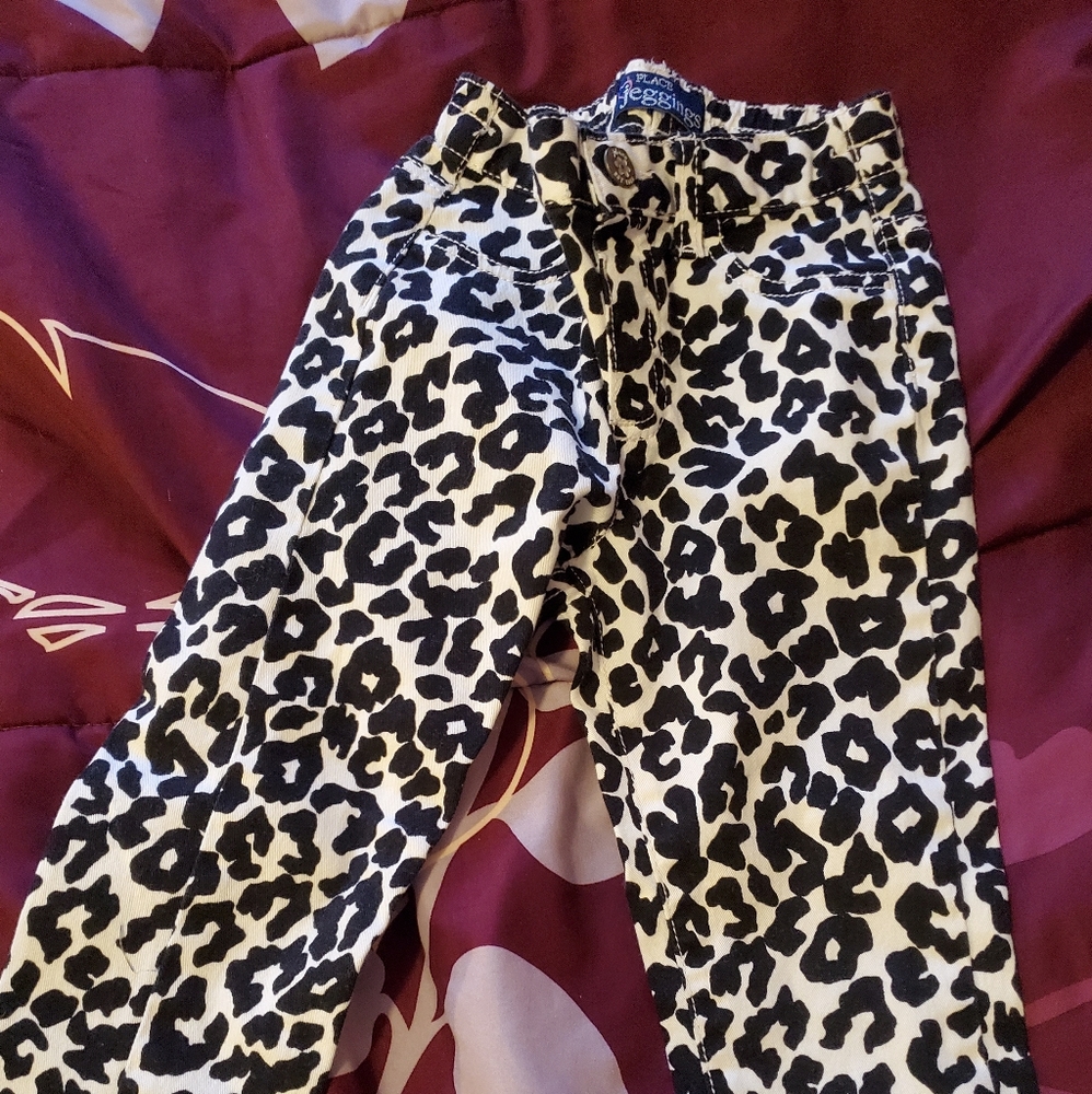Leopard print jeggings